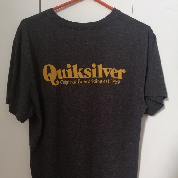Quiksilver t-shirt Size M - Picture 2 of 3